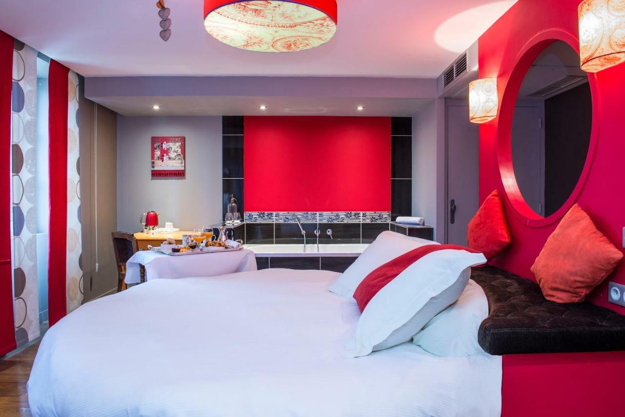 Hotel Spa Frederic Carrion Et Sa Table Gastronomique Viré エクステリア 写真