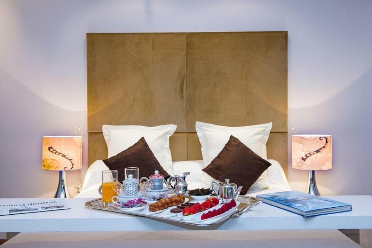 Hotel Spa Frederic Carrion Et Sa Table Gastronomique Viré エクステリア 写真